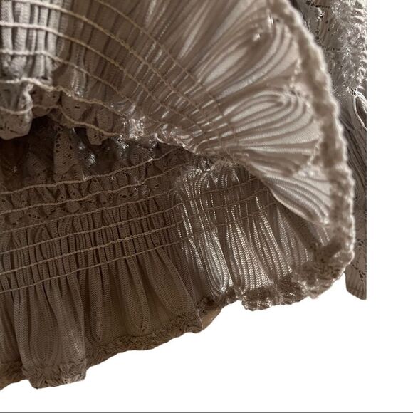 😊 3/$30 
New! lace off-or-on shoulder blouse Sz S dusty grey/blue - Picture 7 of 9